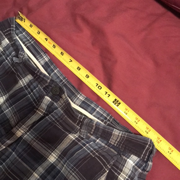 JoS. A. Bank Mens 100% Cotton Shorts - Picture 3 of 7